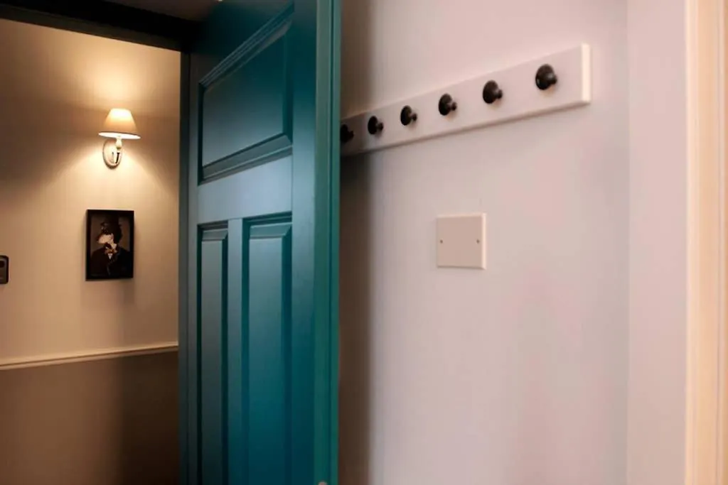 Apartment Dandy House On The Arno River Florence Italy